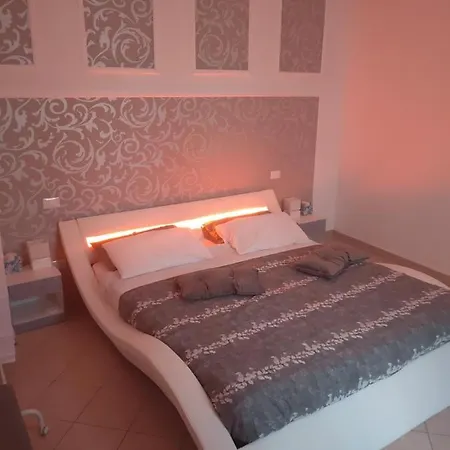 Regina Margherita Apartment *